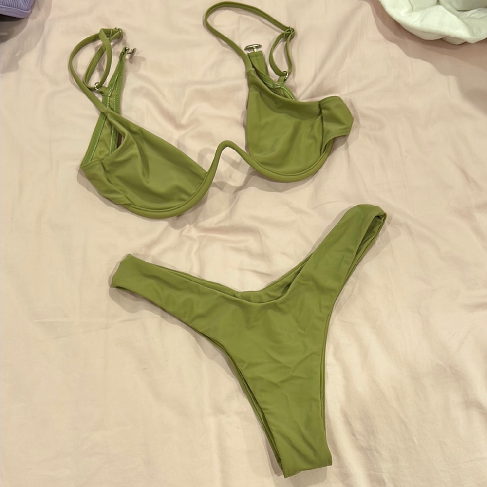 Cider bikini